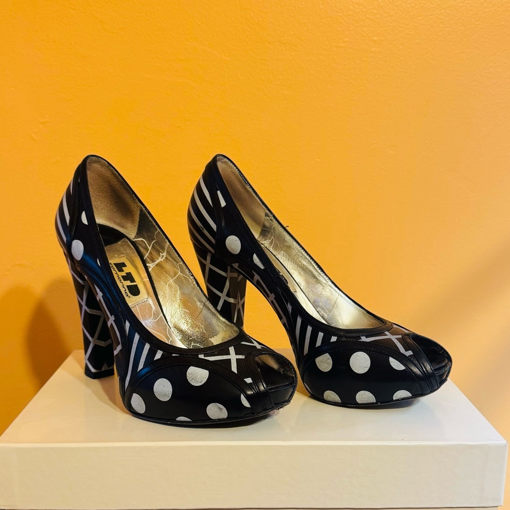 Fornarina LTD Black and White Polka Dot and Striped Leather Platforms - Size 37
